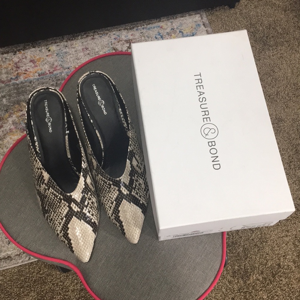 Treasure & Bond snake print booties